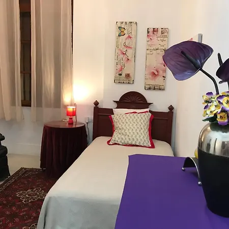 Bed & Breakfast Victorian Montreal (Gers)