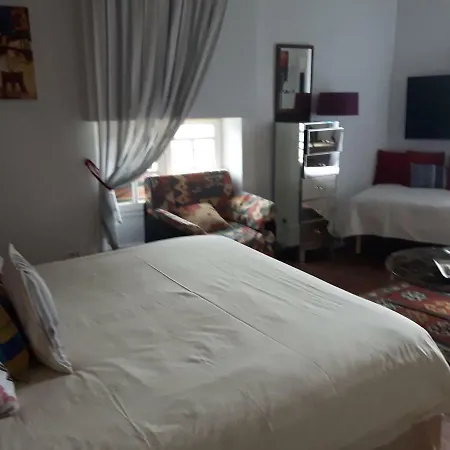 Victorian Bed & Breakfast Montreal (Gers)